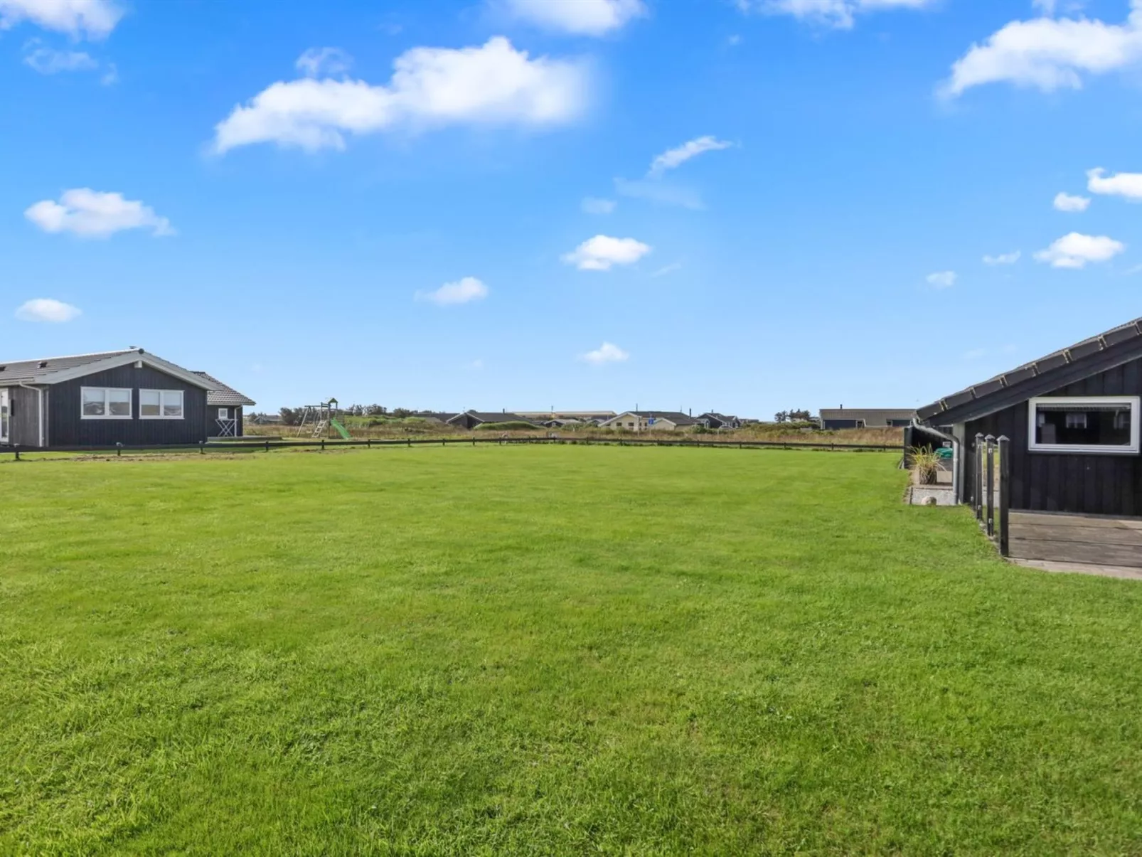 "Anthea" - 450m from the sea-Buiten