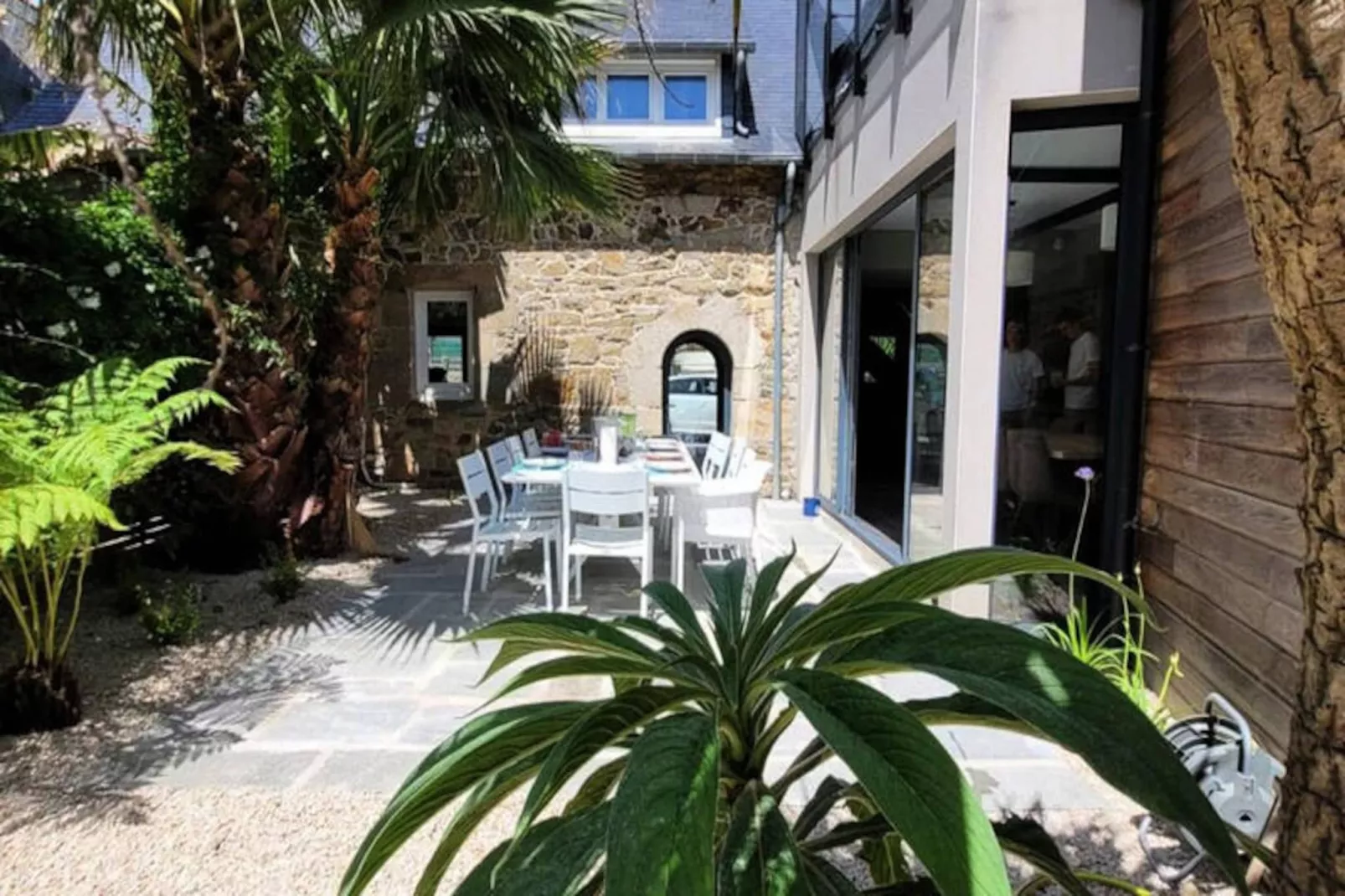 Maison à Perros-Guirec-Image-tags.