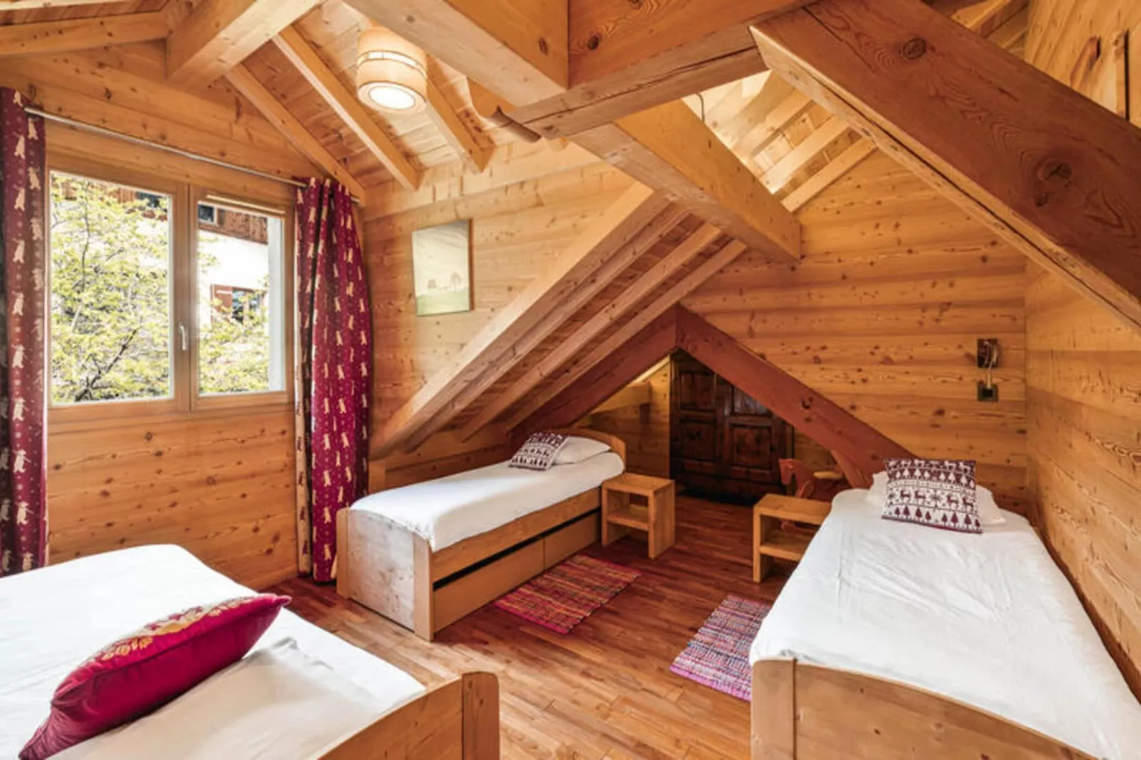 Résidence Marmottant-Buitenkant zomer