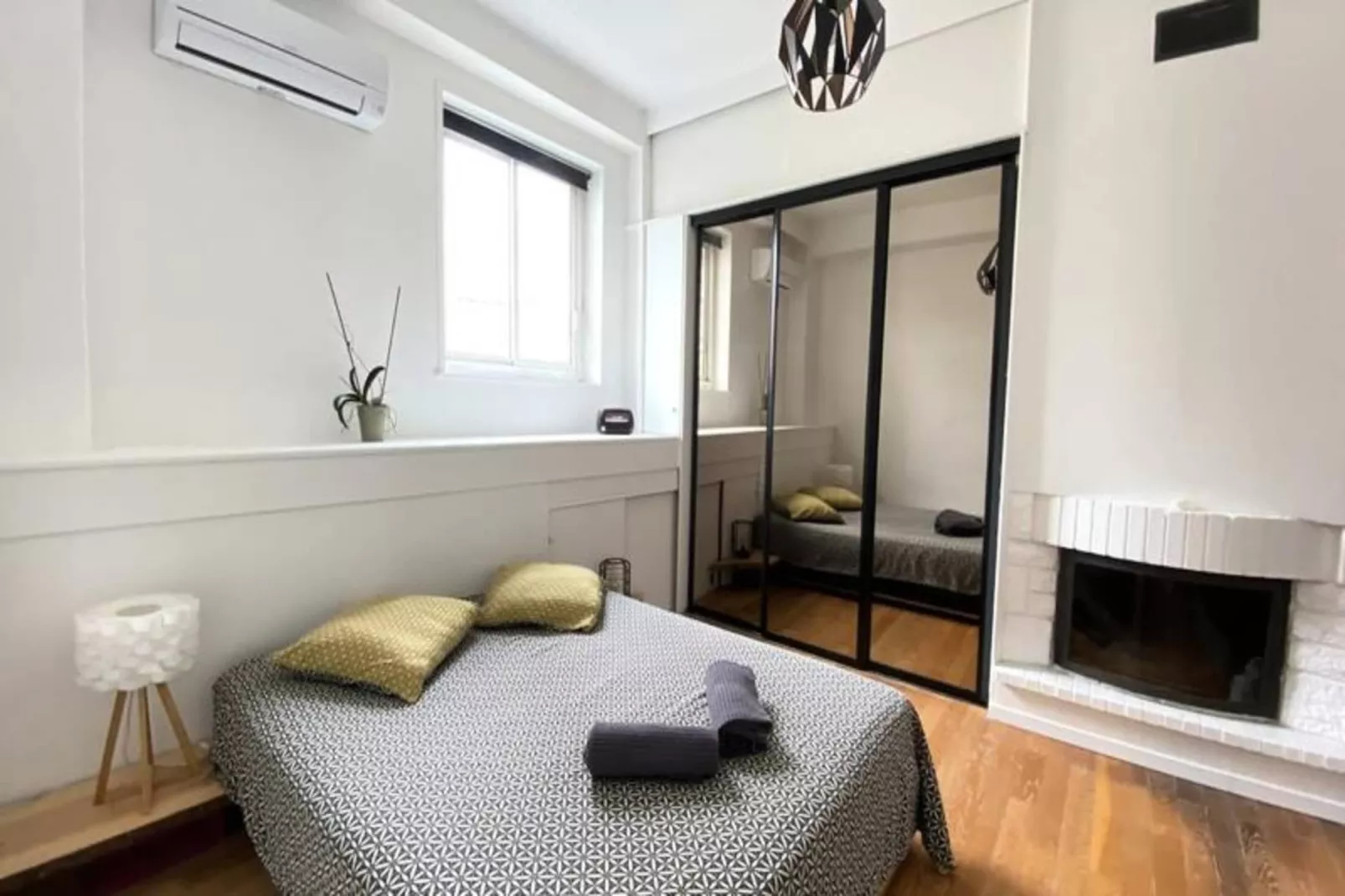 06bx : Superbe Loft - 100m2 - 6 Personnes-Buitenkant zomer