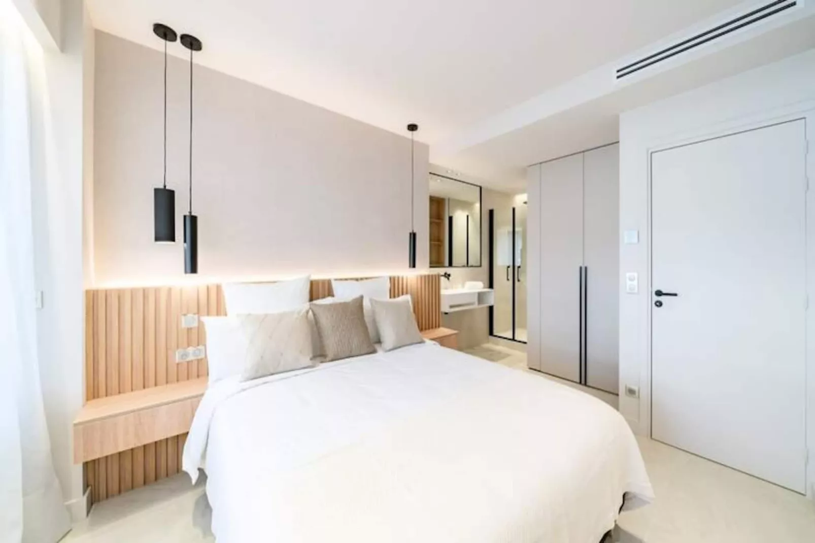 Magnifique 4 Pi&egrave;ces Entir&egrave;rement R&eacute;nov&eacute;-Image-tags.