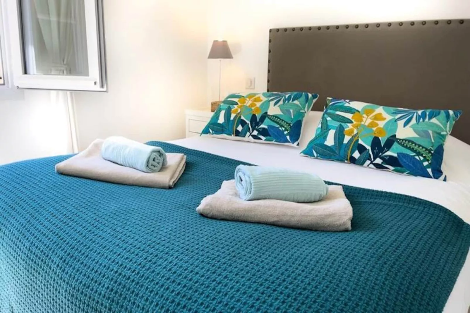 Ma Villa En Provence, Villa De Standing Et Piscine, Domaine De Pont-royal-Image-tags.