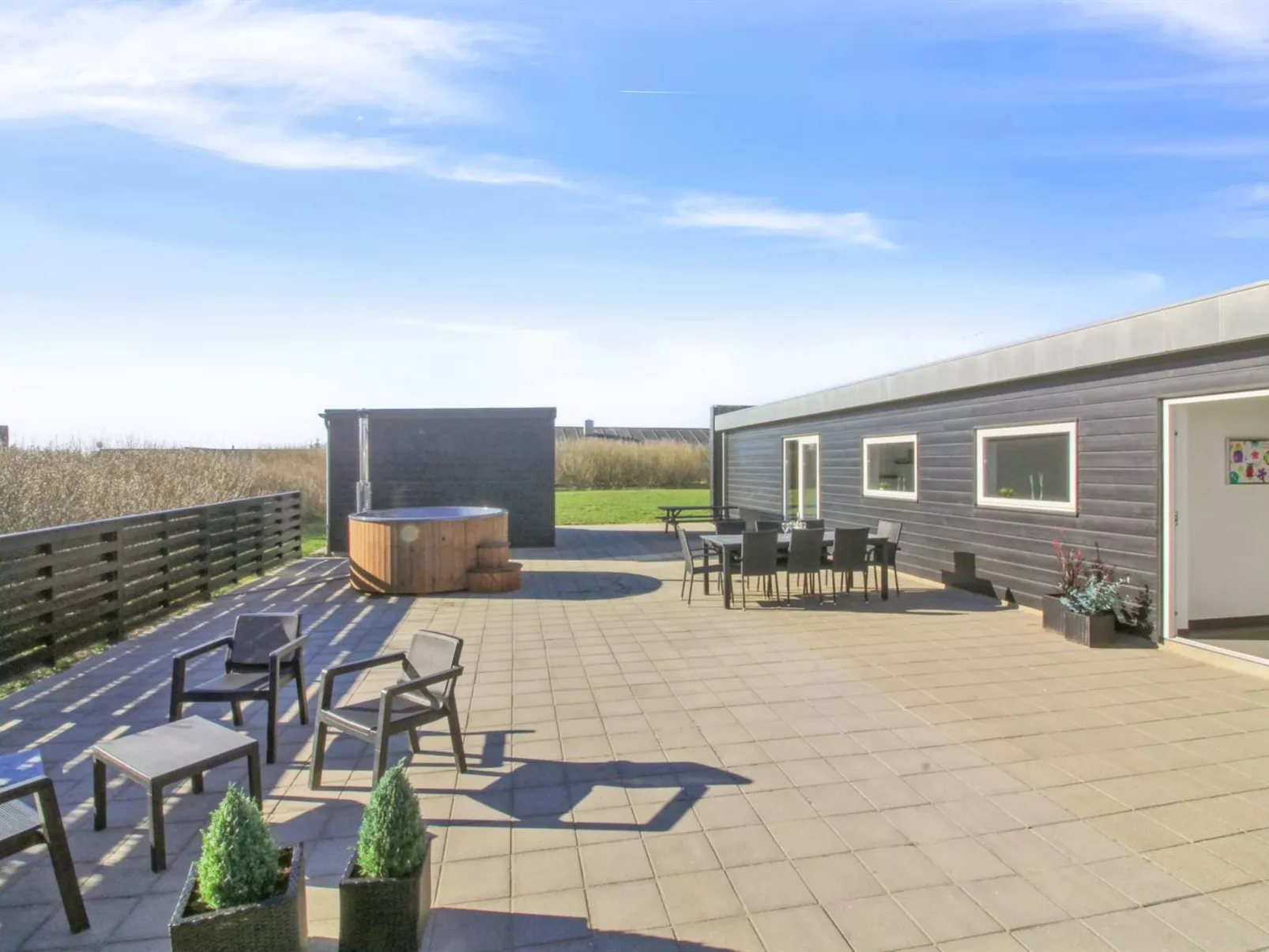 "Ilfar" - 700m from the sea-Buiten