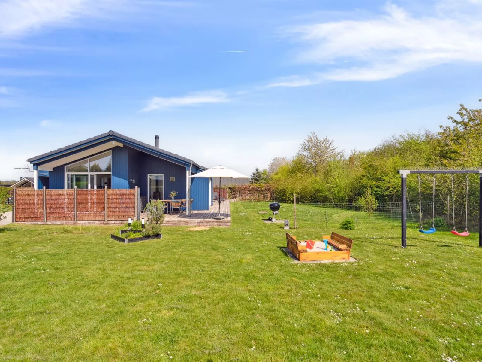 "Snari" - 700m from the sea-Buiten