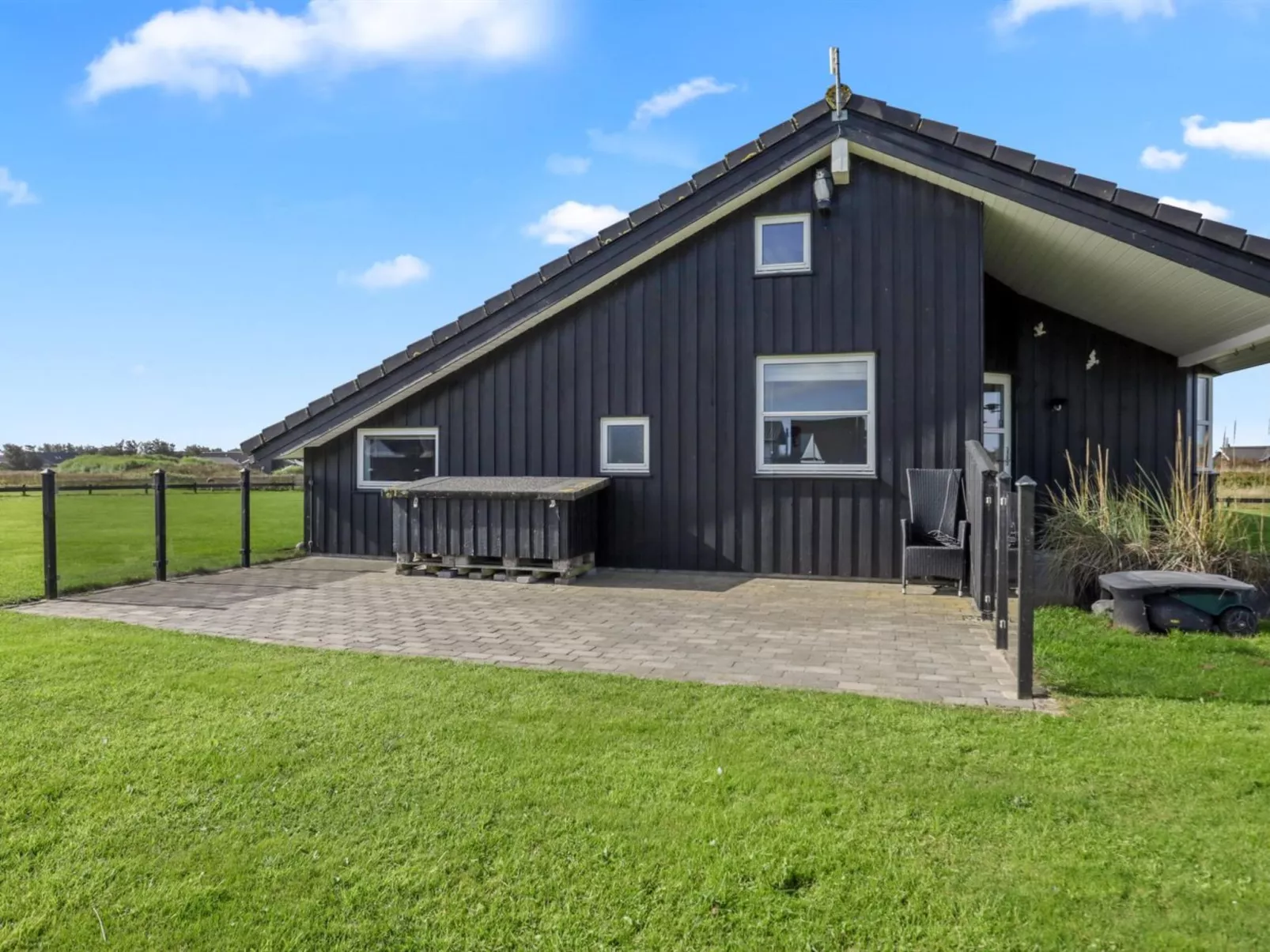 "Anthea" - 450m from the sea-Buiten