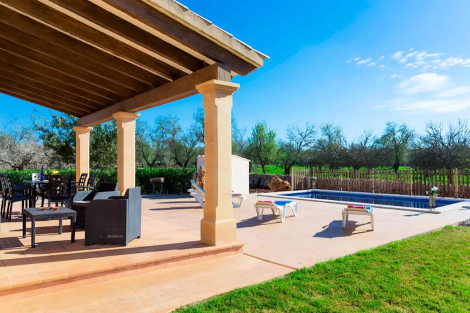 Maison à Sineu-Image-tags.