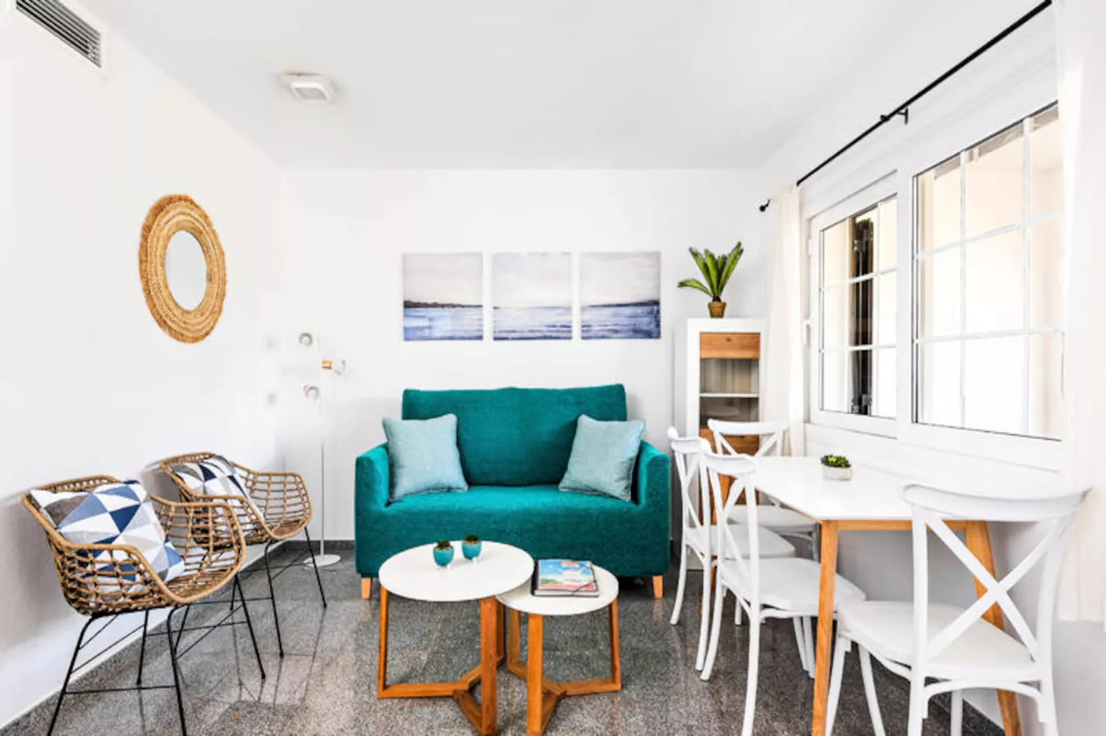 Appartements à Son Bou-Image-tags.