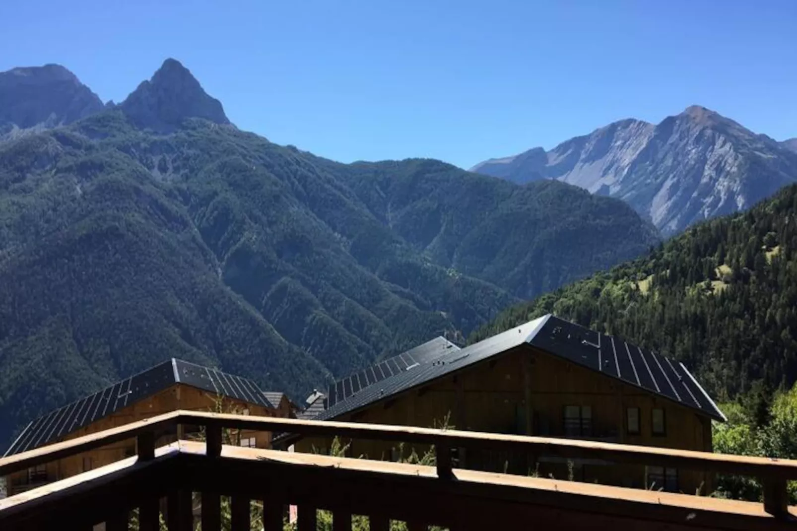 Résidence Le Torrent-Image-tags.