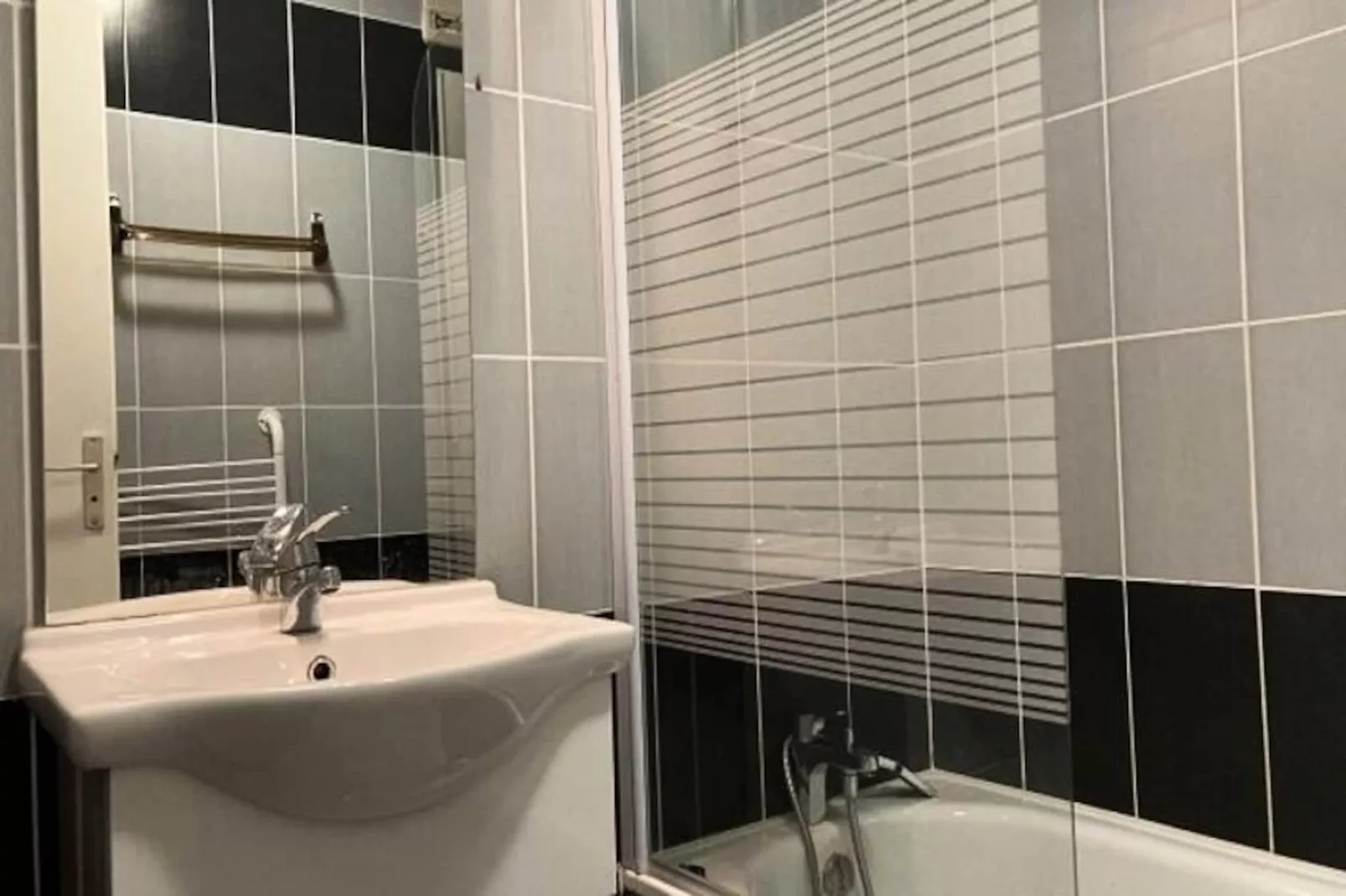 Résidence Rond-point-pistes I-Image-tags.