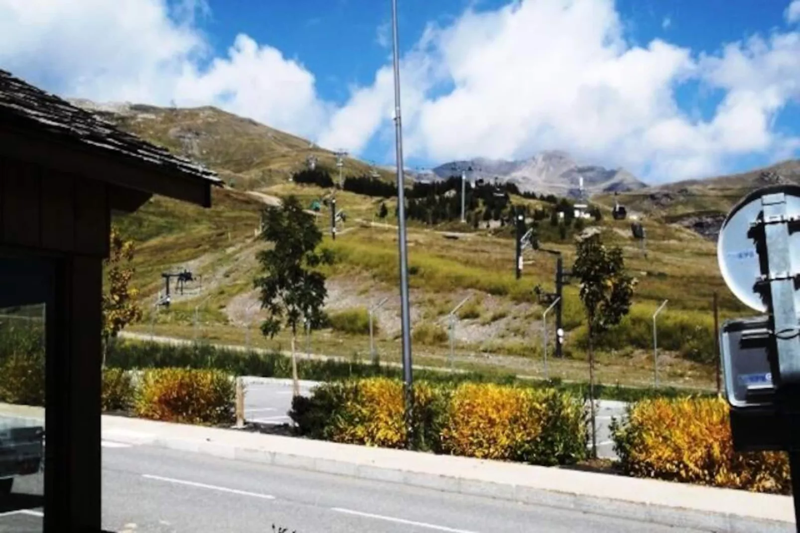 Résidence Rond-point-pistes I-Image-tags.