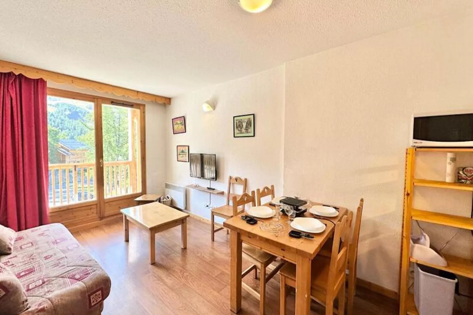 Résidence Ecrins Des Neiges - Eetkamer