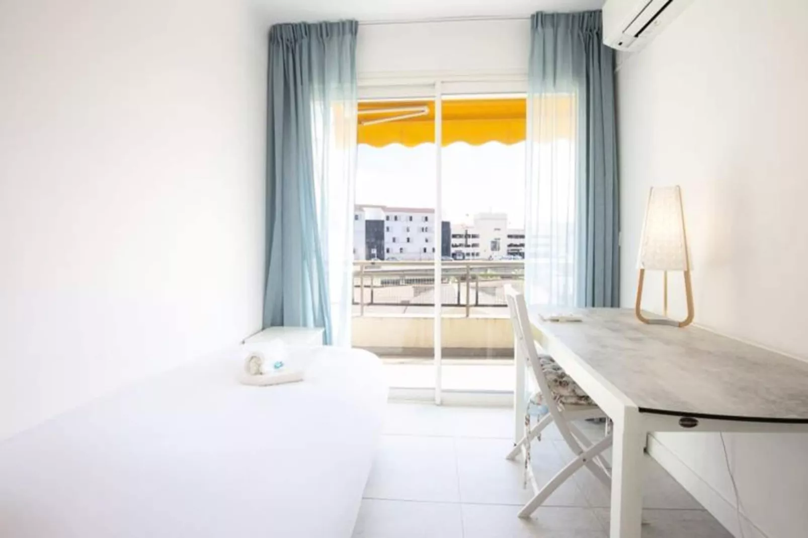 Résidence We &hearts; Cannes ! Cosy 3 Pi&egrave;ces Tout Confort Avec Terrasse Cannes Centre-Buitenkant zomer