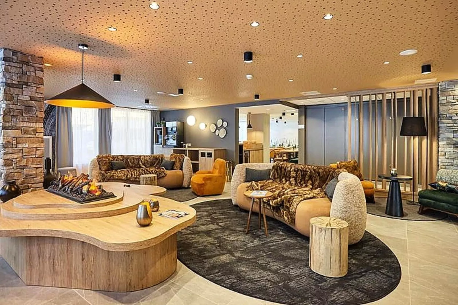 Résidence Prestige Odalys Le Mont d'Auron-Buitenkant zomer