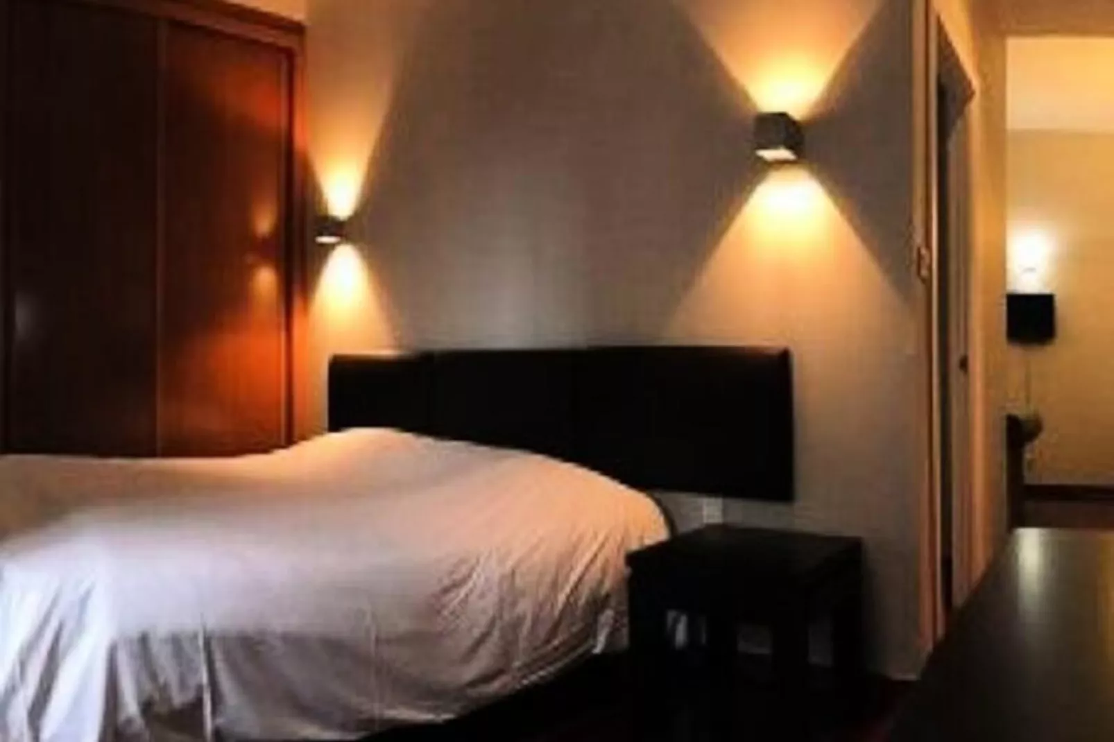 Résidence du Domaine du Palais***-Image-tags.