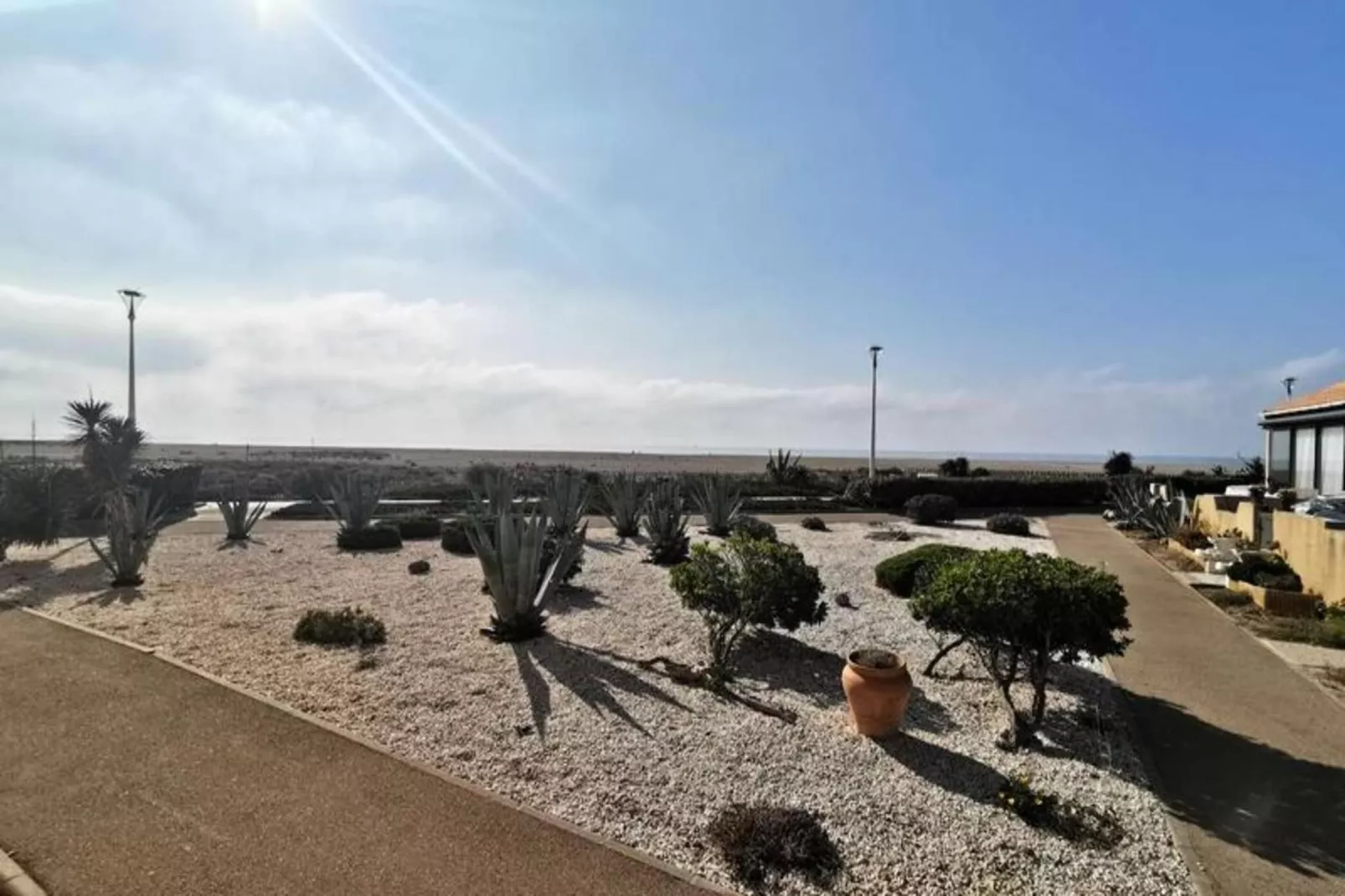 Résidence Grande Bleue-Uitzicht zomer