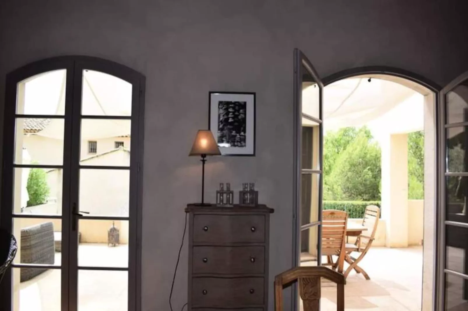 Maison Marie, Authenticit&eacute; Sur Le Golf De Pont Royal-Image-tags.