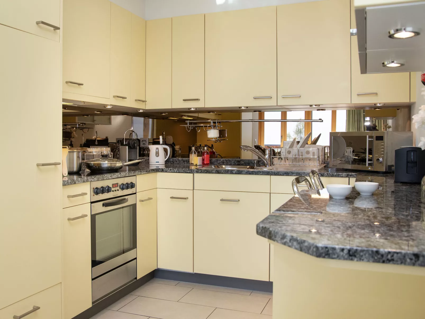 Bella Vista Apt. No. 09-Binnen