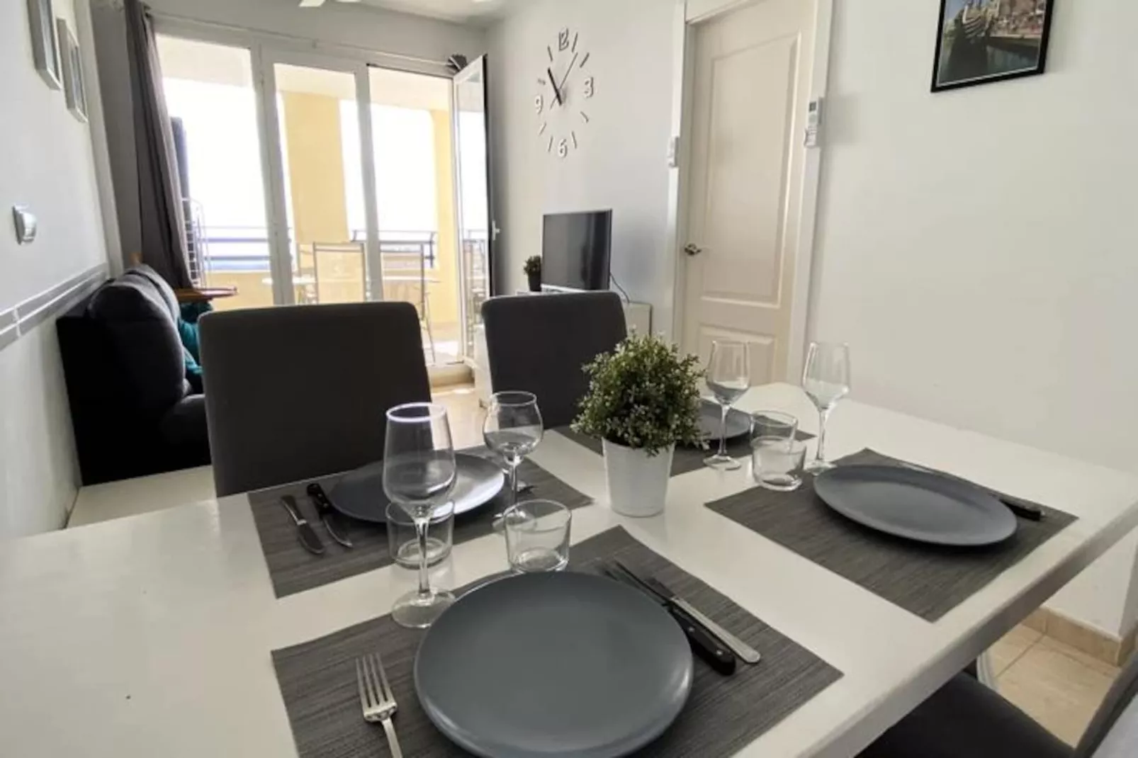 Appartement Vistamar : Piscine Et Magnifique Terrasse Panoramique-Image-tags.