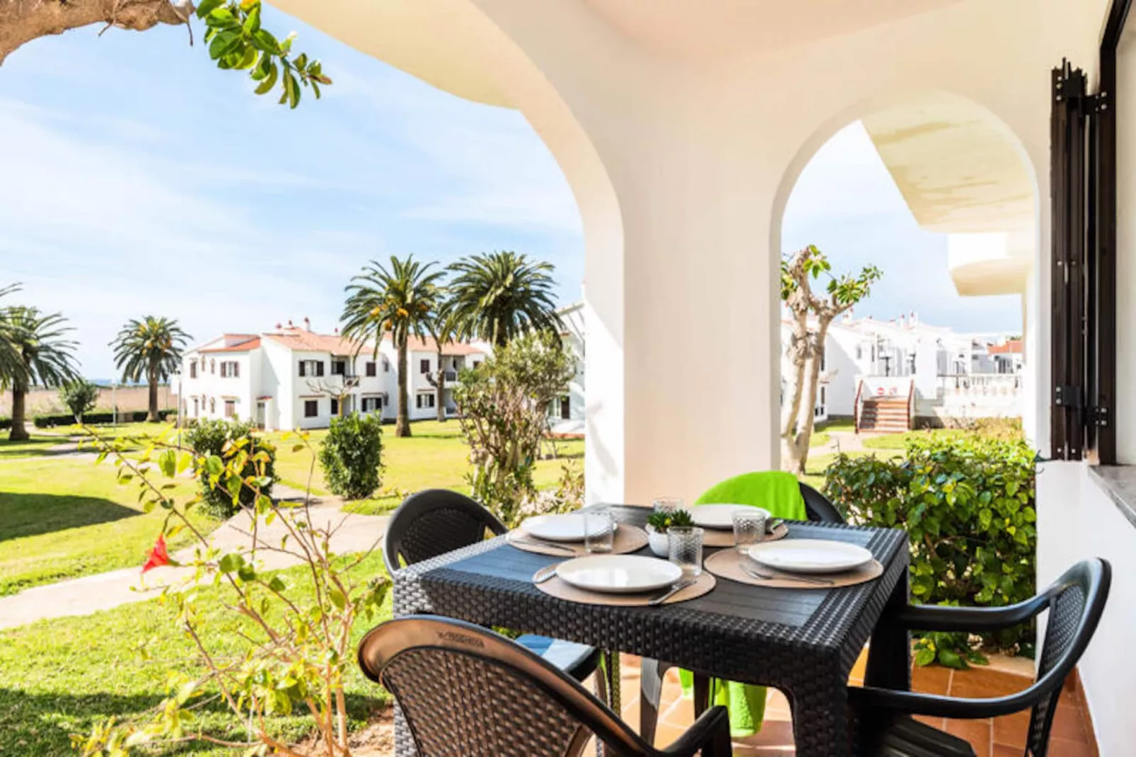 Appartements à Son Bou-Image-tags.