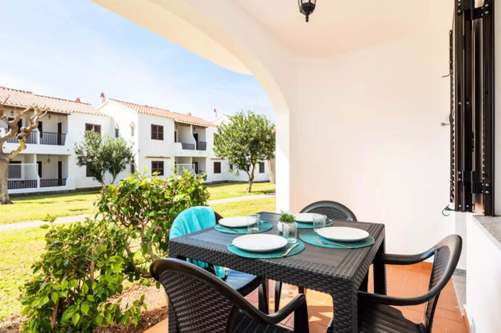 Appartements à Son Bou-Image-tags.