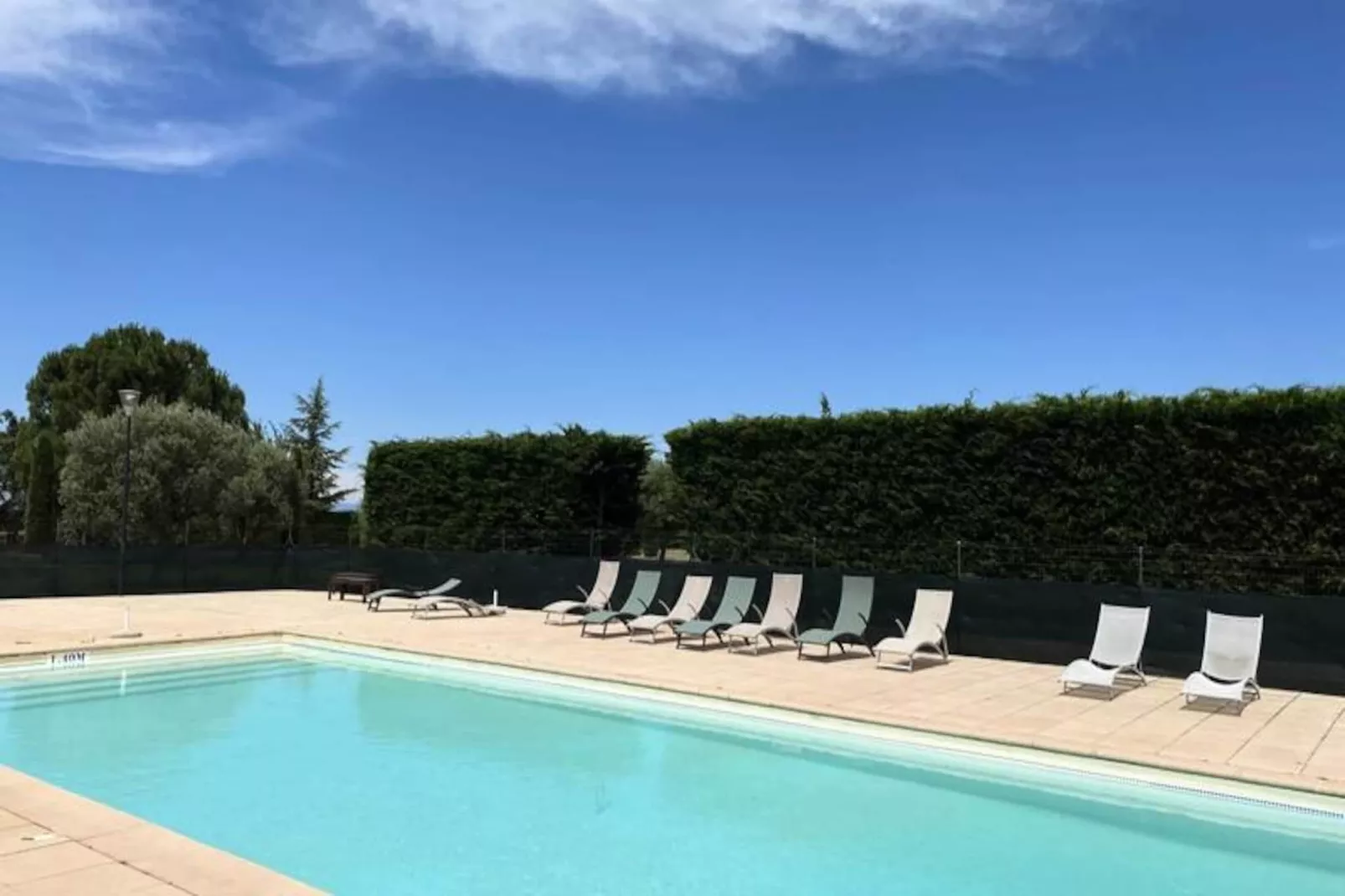 04b2 : Beau Studio Dans Un Mas Proven&ccedil;al - Piscine-Image-tags.