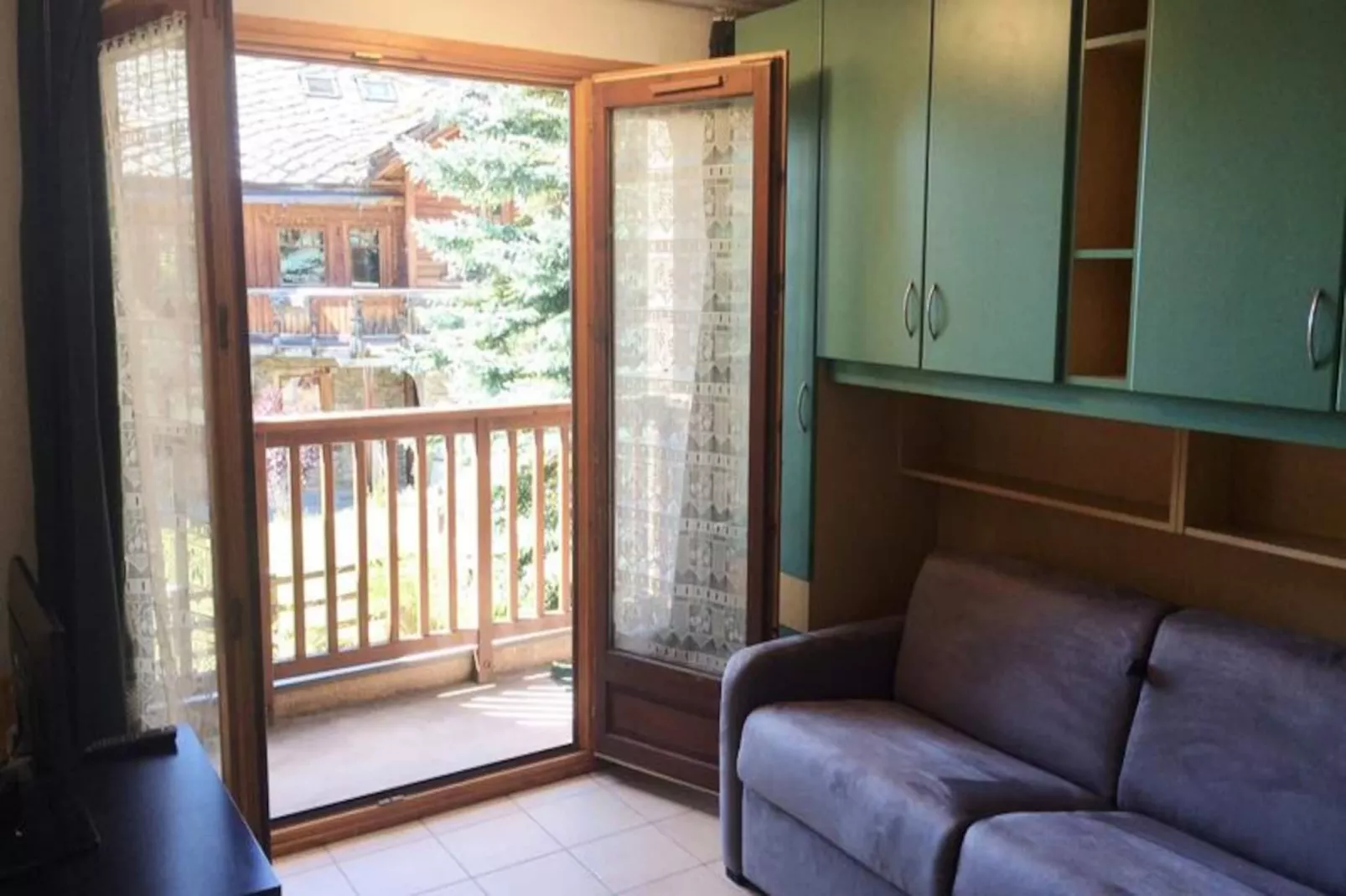 Résidence Plane-Image-tags.