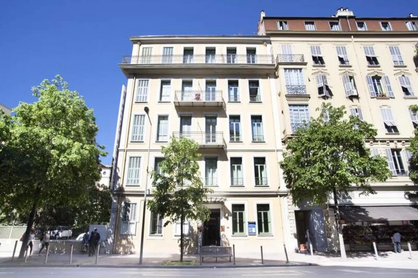 Appart'hôtel Odalys Palais Rossini-Buitenkant zomer