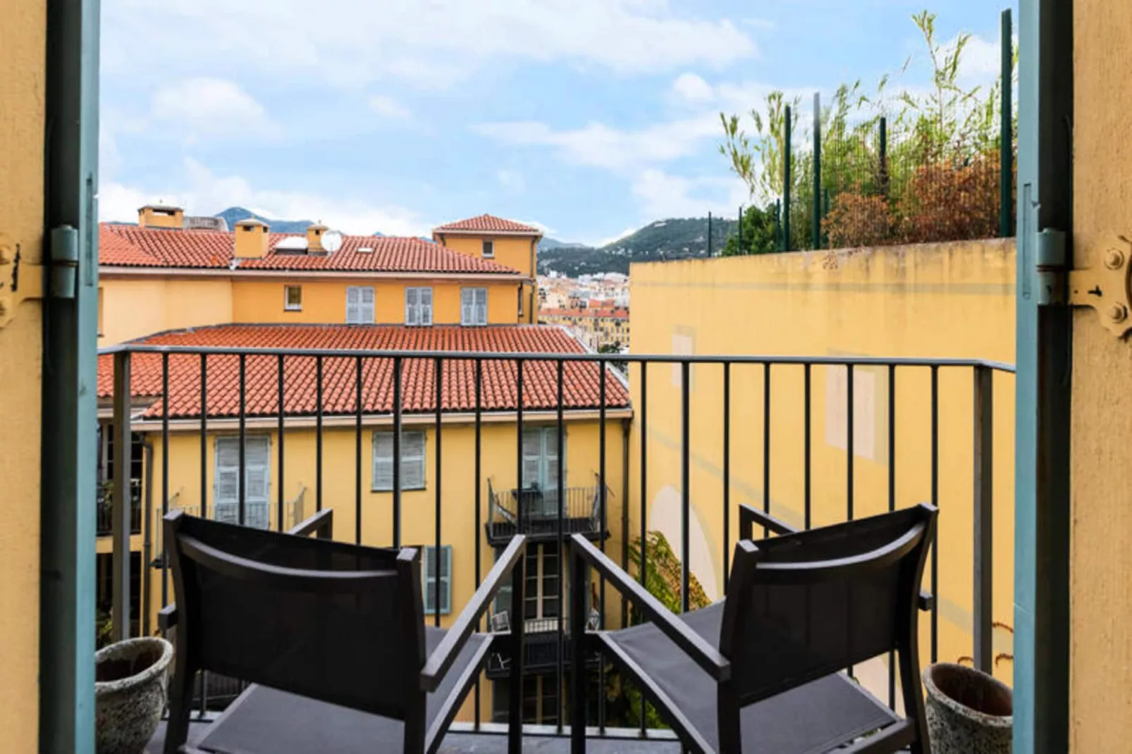 Appartements à Nice-Buitenkant zomer