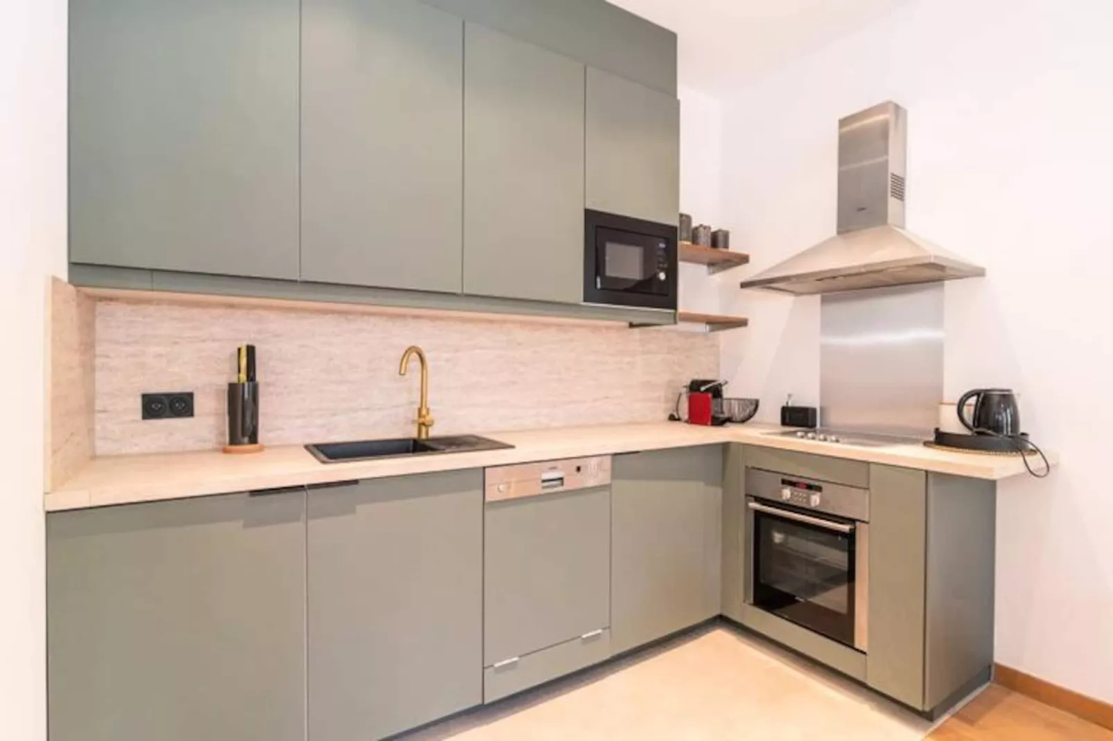 Cozy Lumineux 3 Pcs Cannes Vieux Port Palais Festivals 1 Mn Olam Properties-Image-tags.