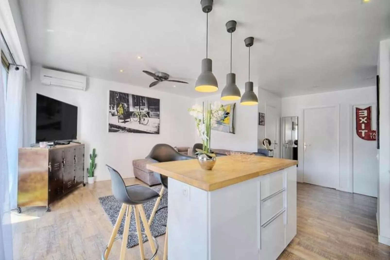 Résidence Le Verdi-Buitenkant zomer