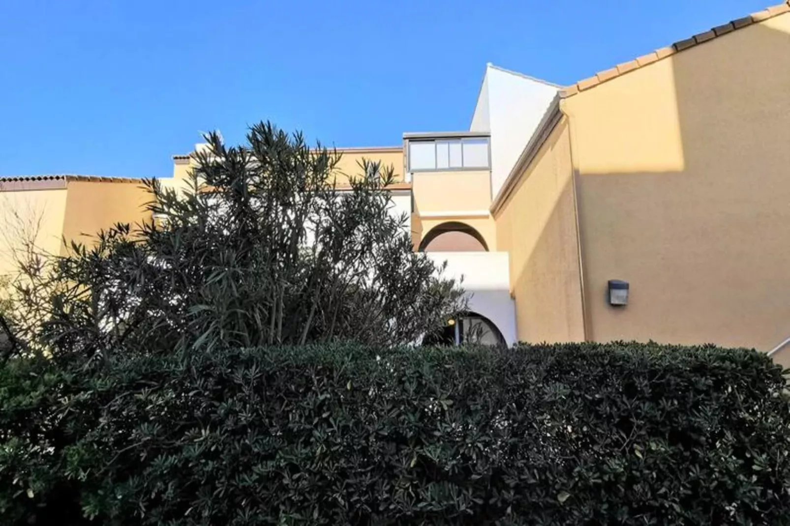 Résidence Maryland 1 Et 2-Buitenkant zomer