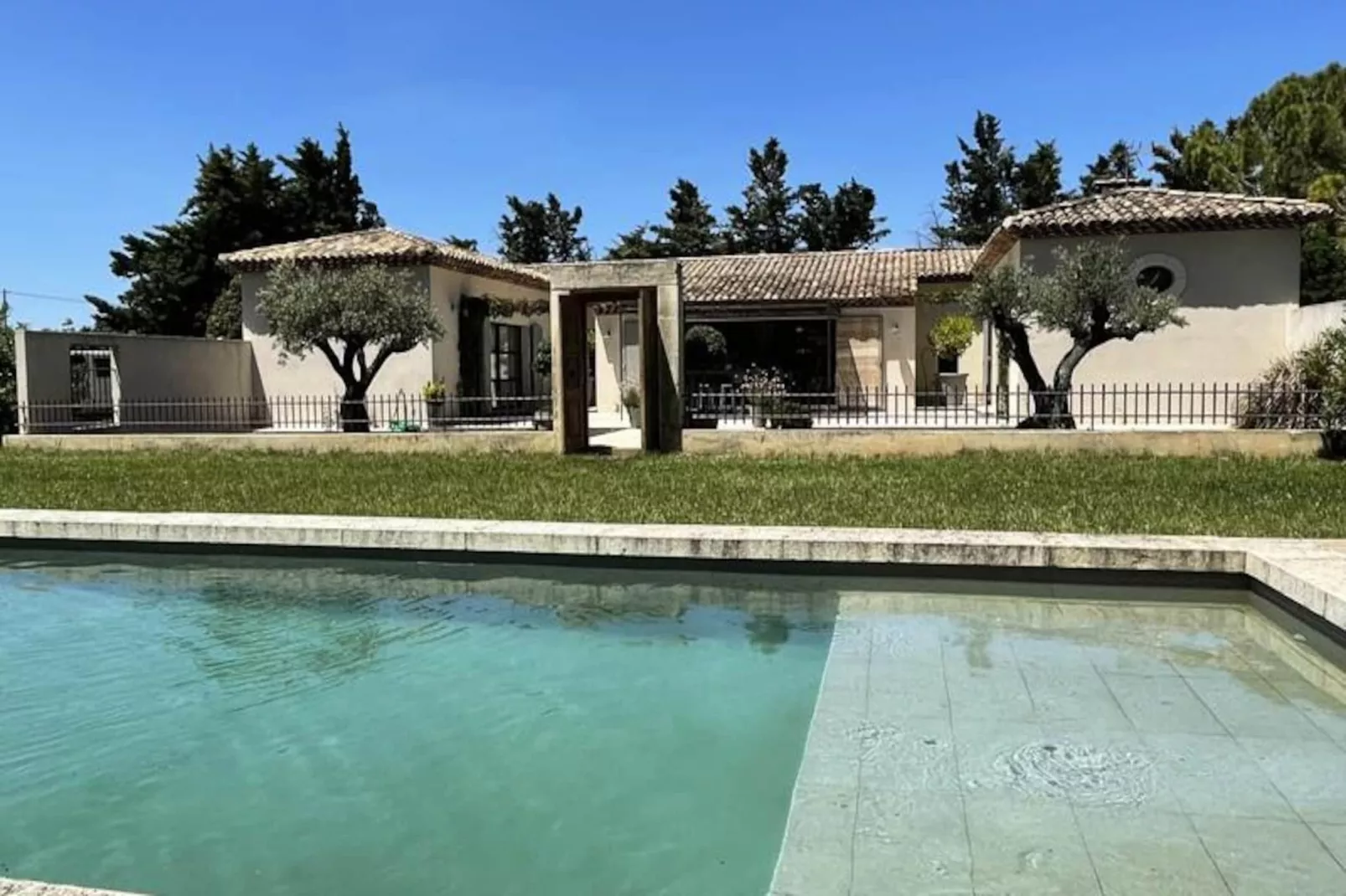 Belle Villa Contemporaine, Piscine Et Grand Jardin-Image-tags.