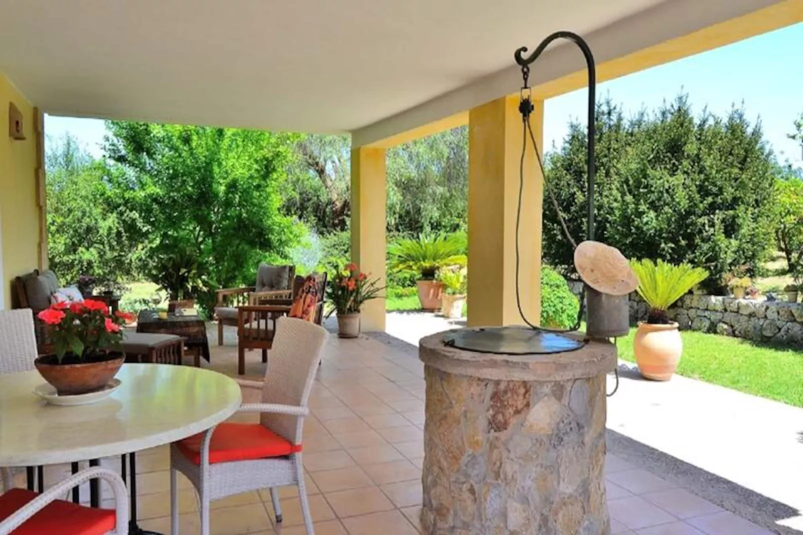 Maison à Sineu-Image-tags.