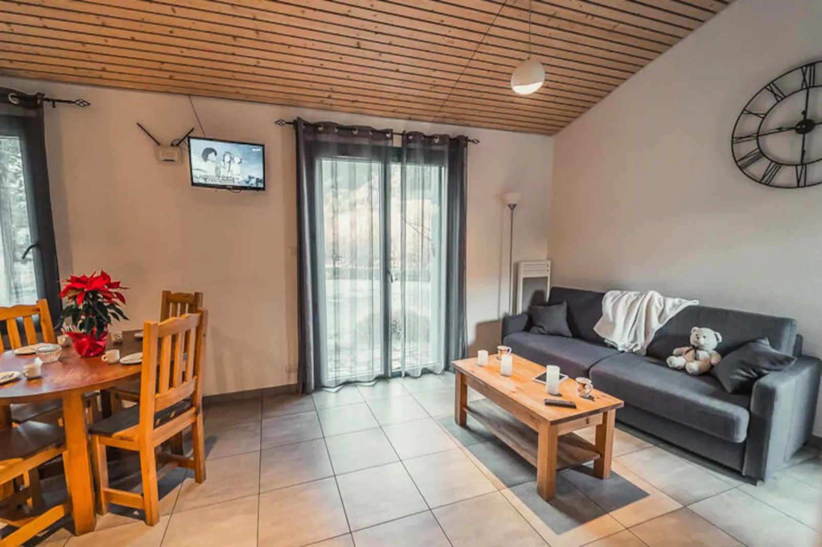 Maison à Chanac-Image-tags.