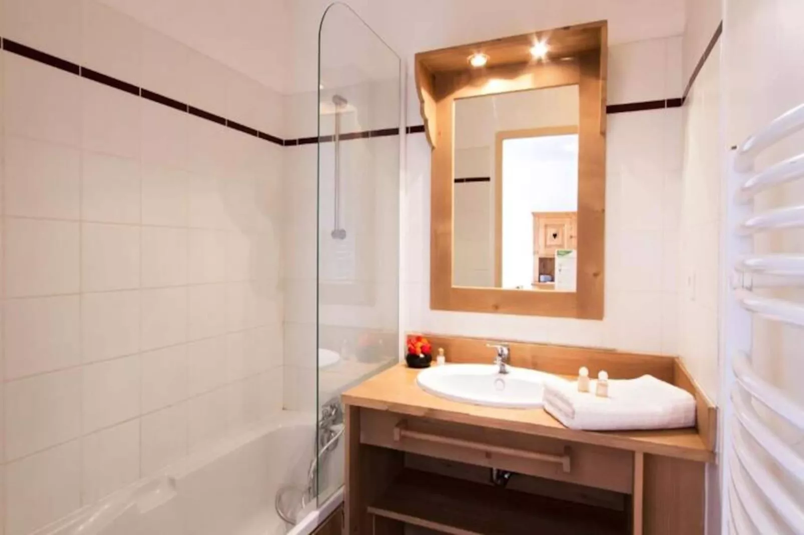 Résidence Odalys Rochebrune Le Vallon-Image-tags.