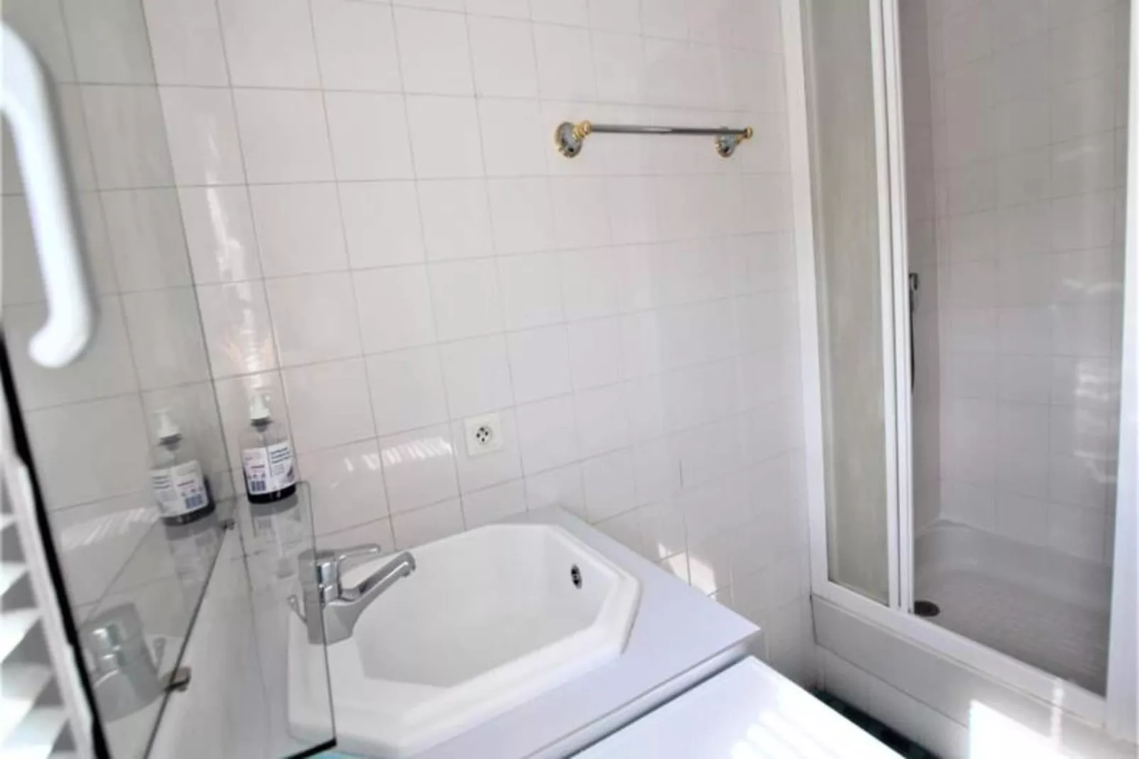 Résidence Studio Dernier &eacute;tage Avec Terrasse Sur Splendide Vue Mer-Buitenkant zomer