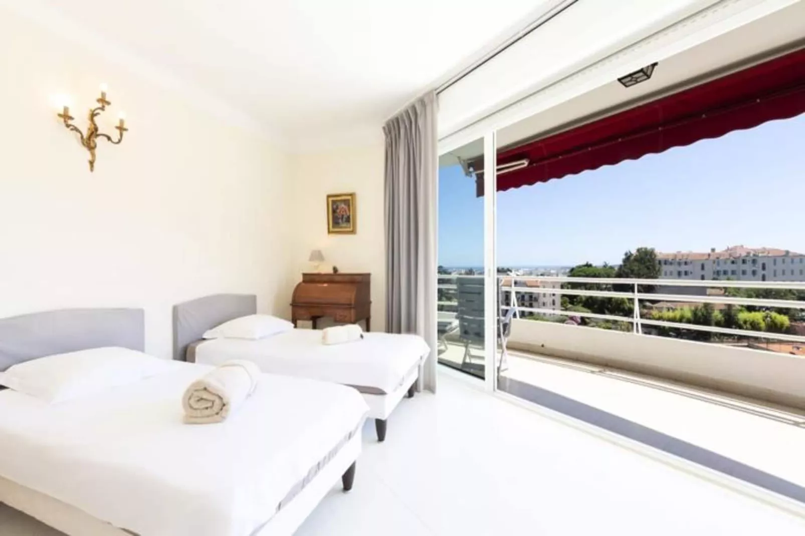 Résidence Appartement Enti&egrave;rement &eacute;quip&eacute; De 105 M2 Avec Vue Mer Et Collines-Buitenkant zomer