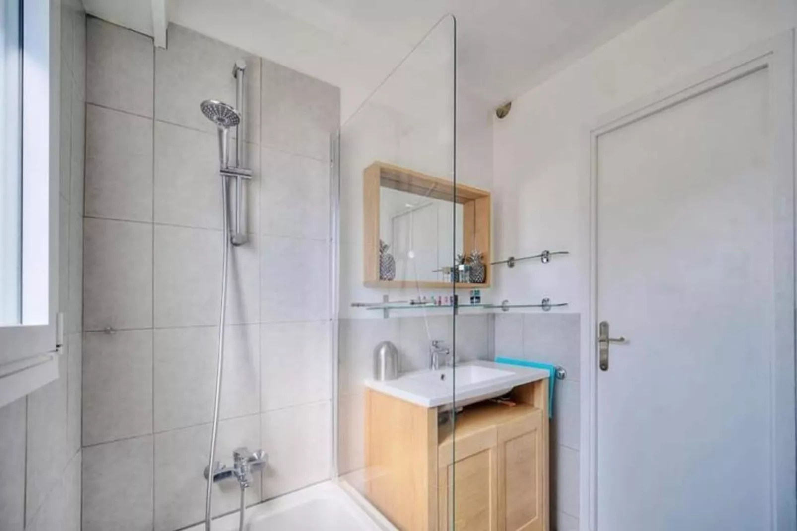 Résidence Le Verdi-Buitenkant zomer