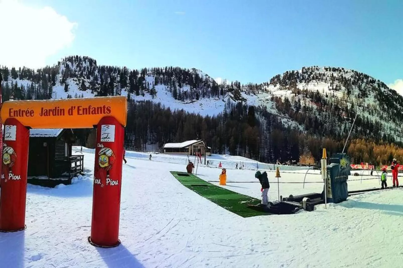 Résidence St Pierre B9-Buitenkant zomer