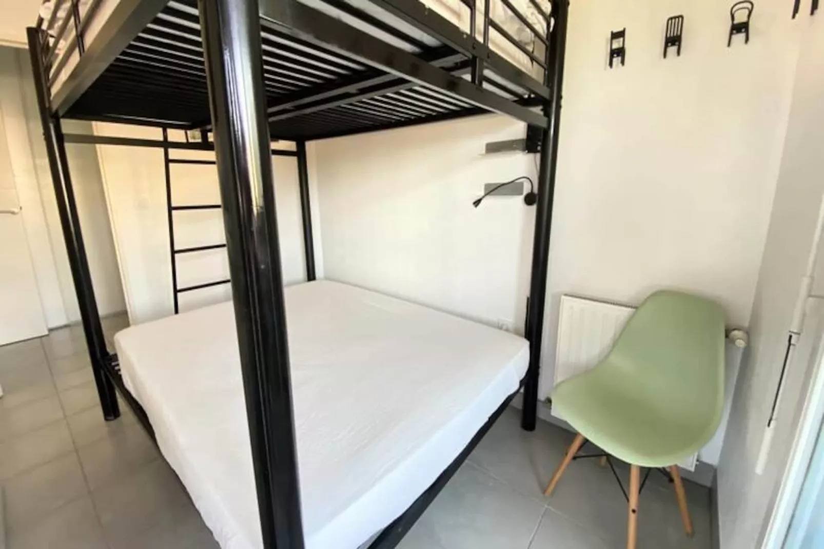 06ch : Beau T3 Avec Terrasse - 300m Parc Exflora-Image-tags.