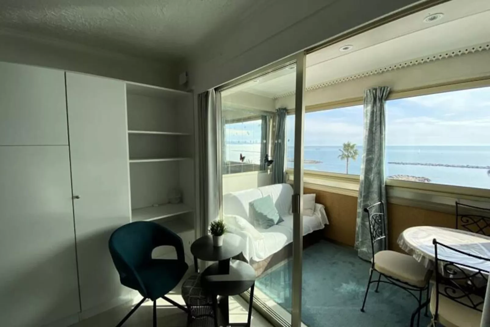 06bh - Beau Studio Face &agrave; La Mer-Image-tags.