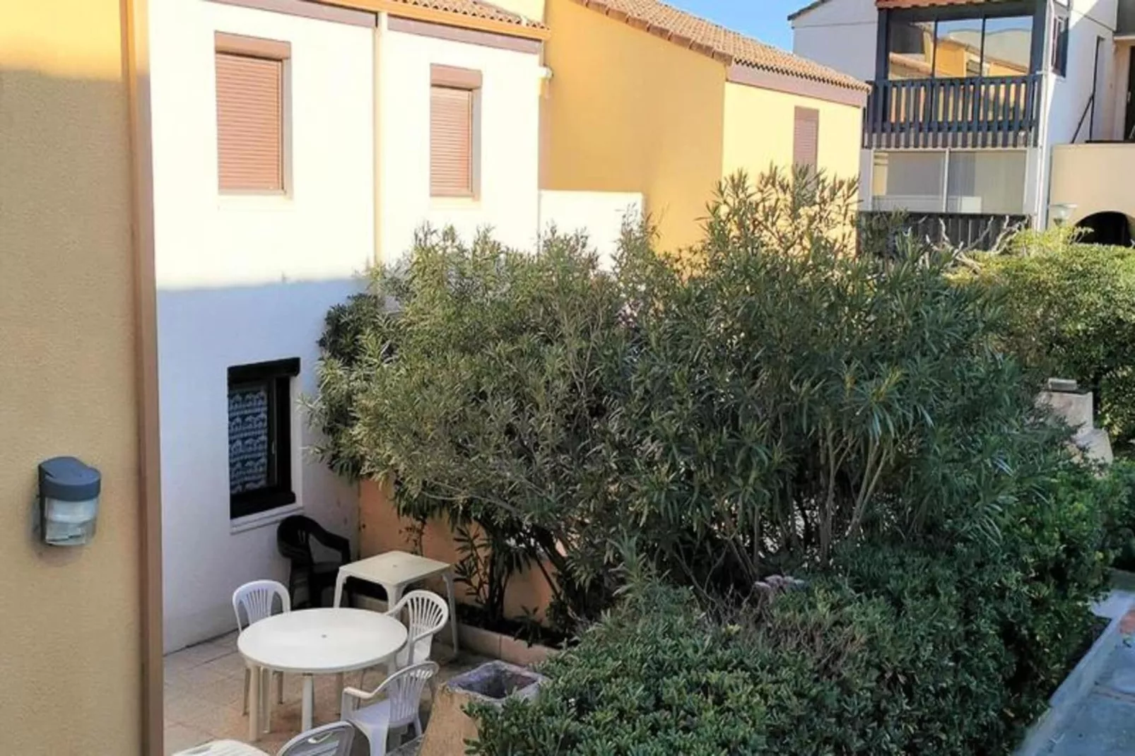 Résidence Maryland 1 Et 2-Buitenkant zomer