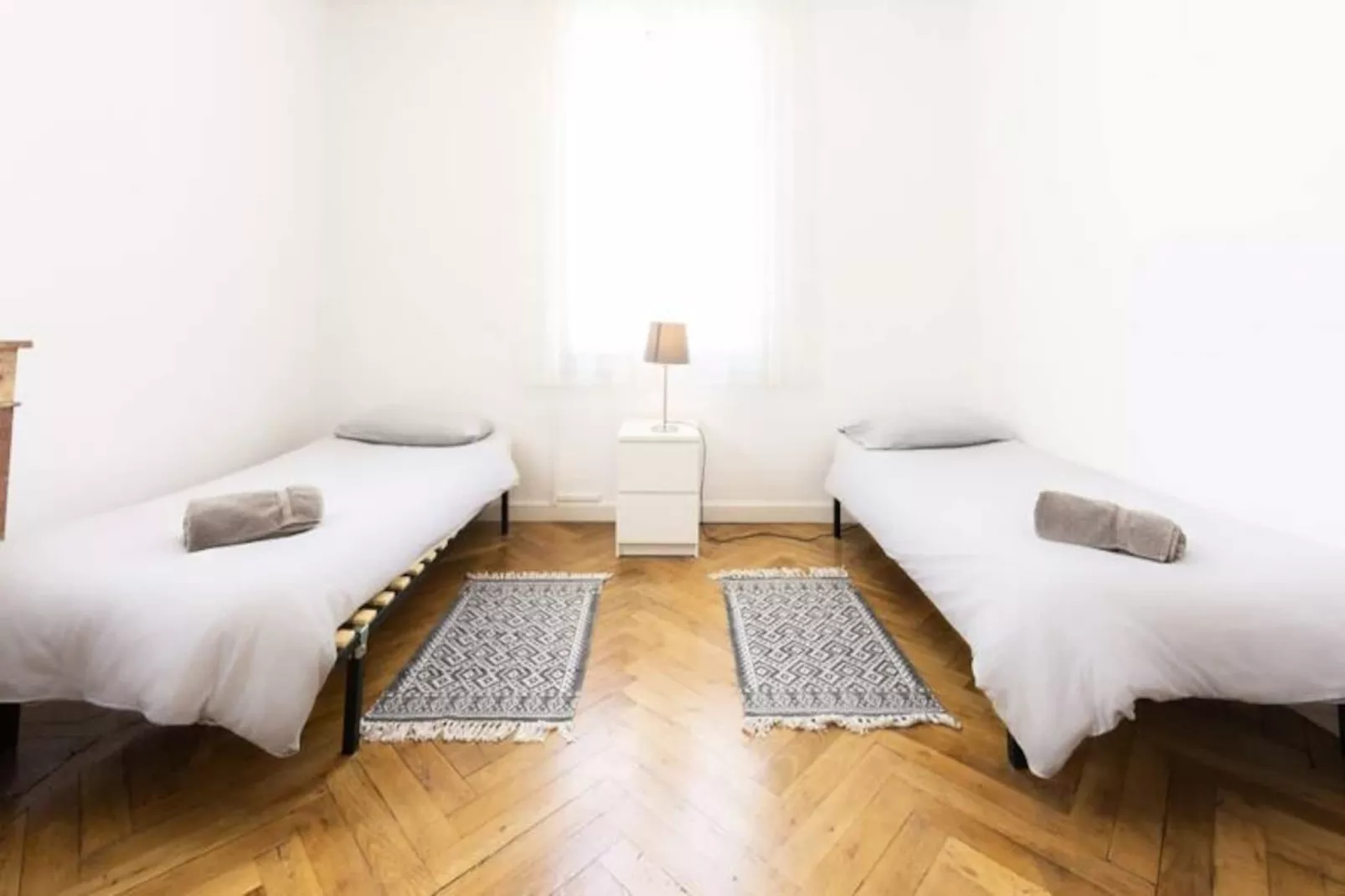 Résidence Appartement Moderne De 90 M2 Dans La Rue D'antibes & Croisette &agrave; 200 Metres-Image-tags.