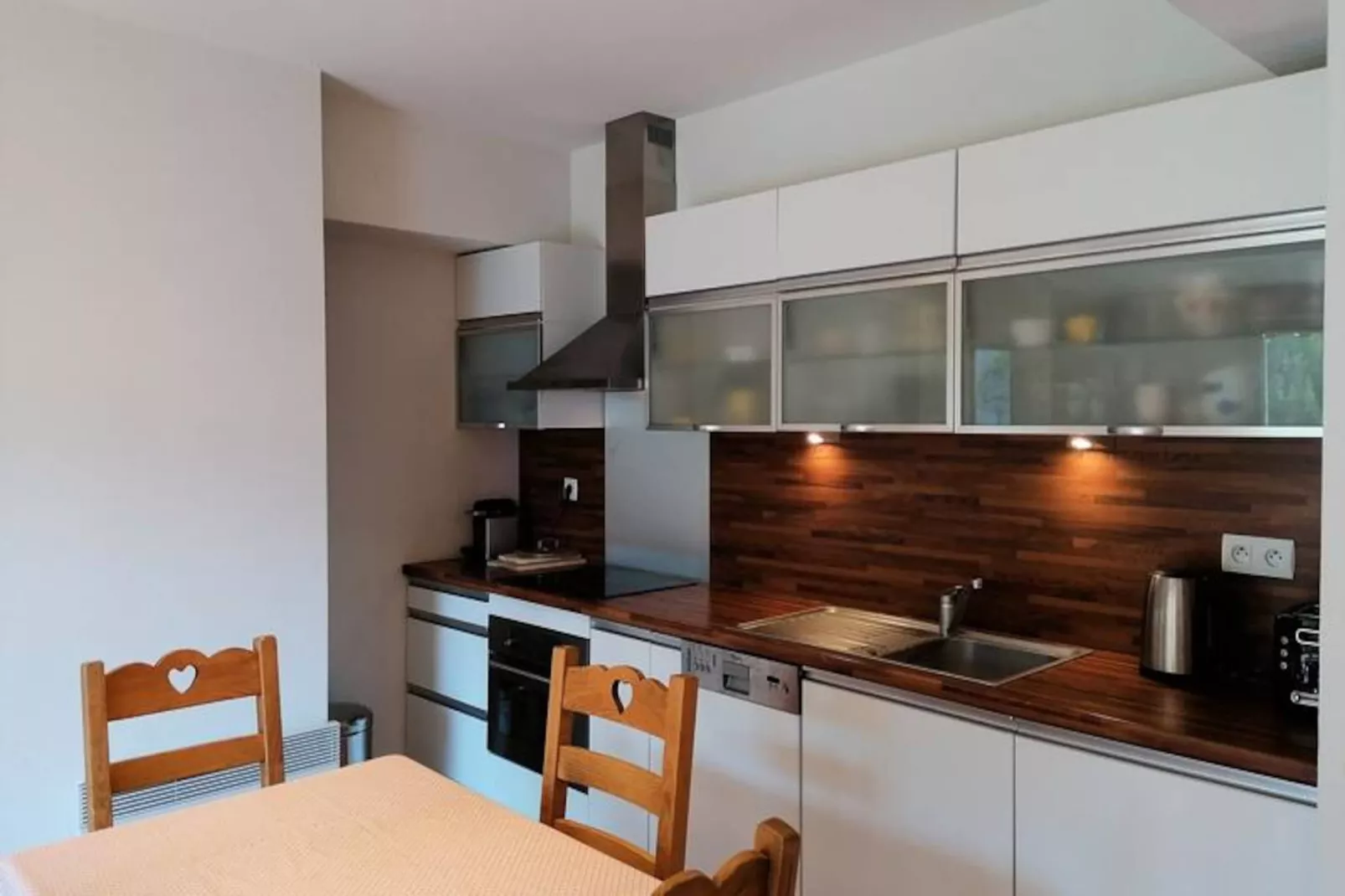 Chalet Olympic-Image-tags.