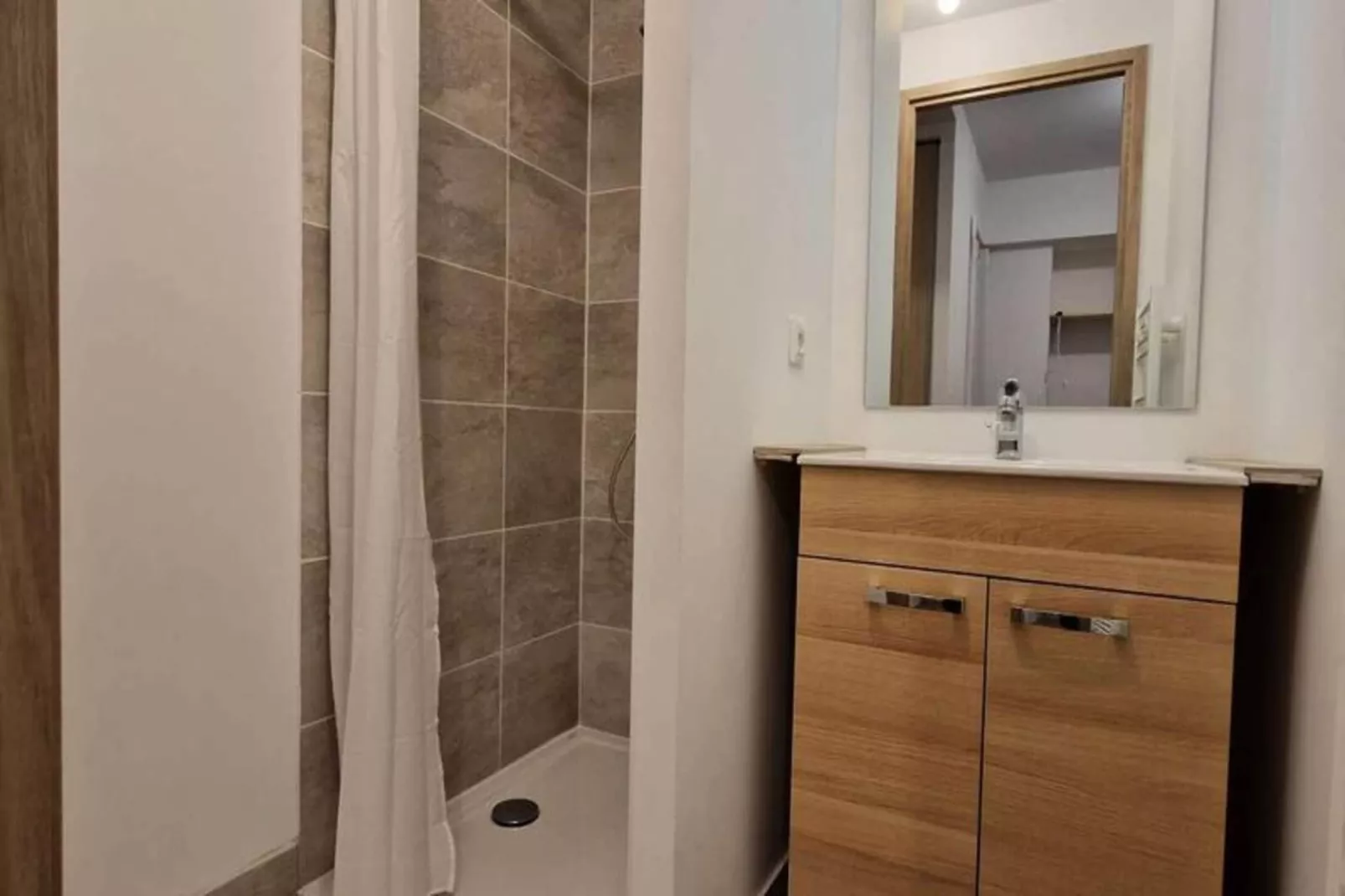 Résidence Varsea - Badkamer