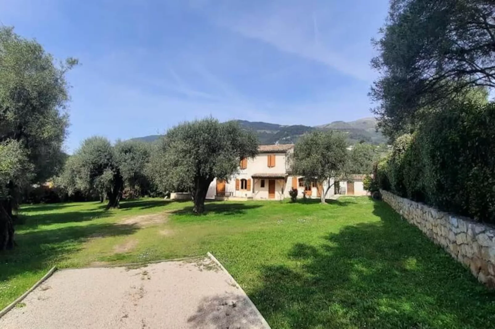 06cb : Jolie Maison De Campagne Pour 8-Image-tags.