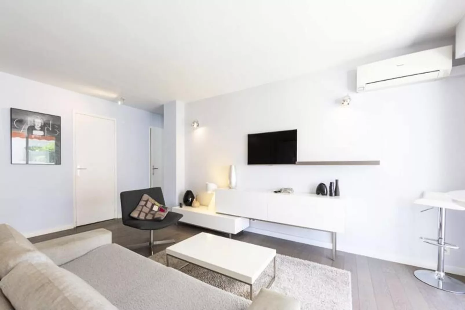 Résidence Moderne Appartement 2 Chambres/1 Salle De Bain, Terrasse Calme/aper&ccedil;u Mer-Woonkamer