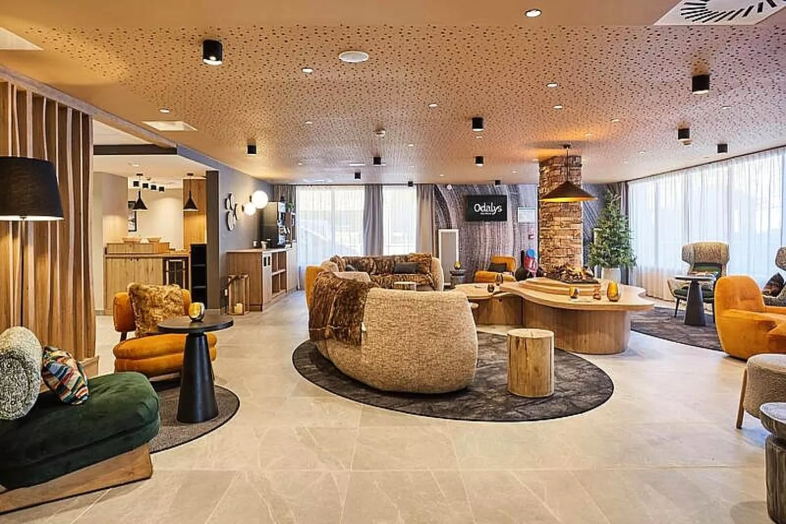 Résidence Prestige Odalys Le Mont d'Auron-Zwembad