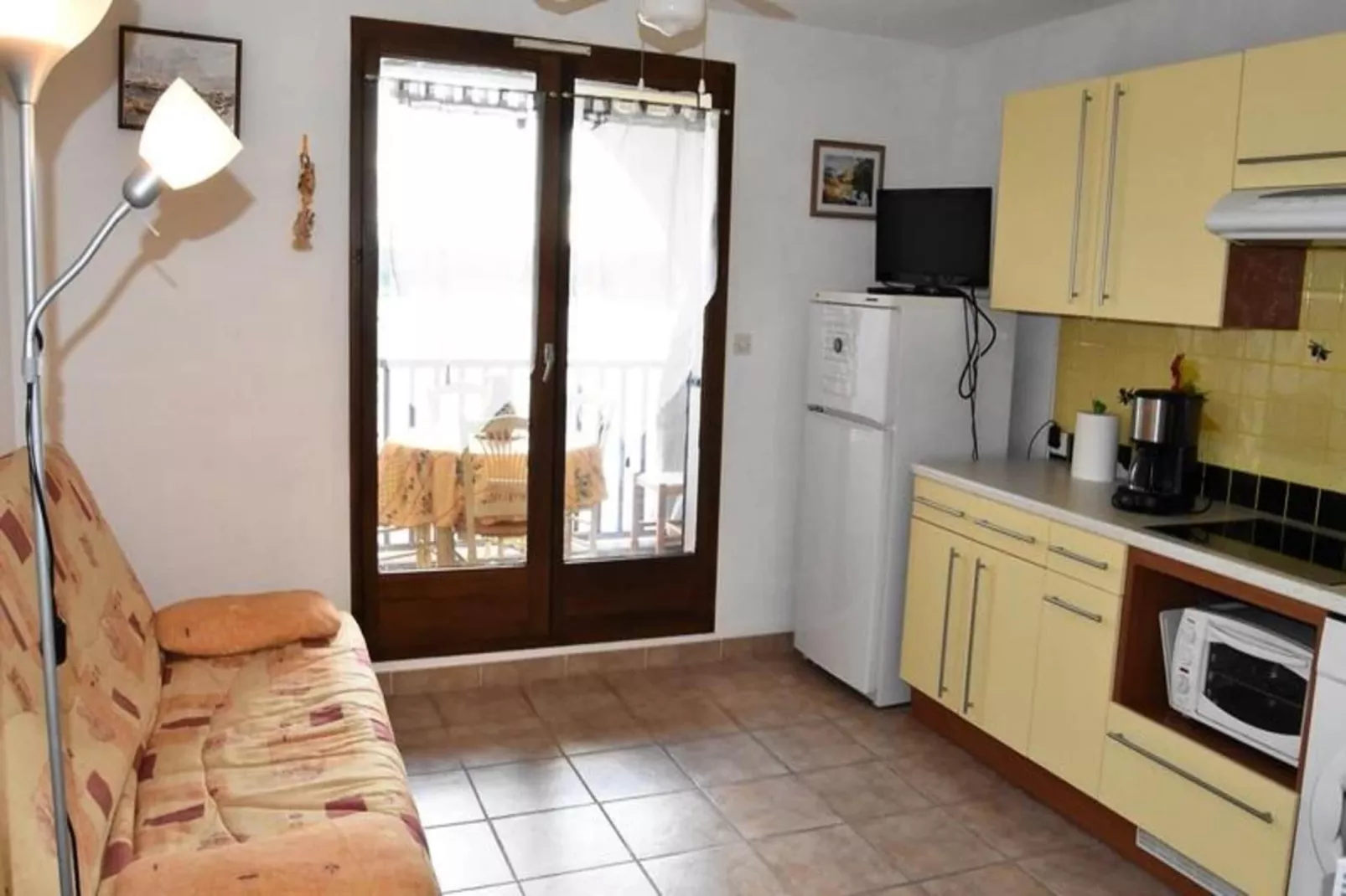 Résidence Les Portes De La Mediterranee-Buitenkant zomer