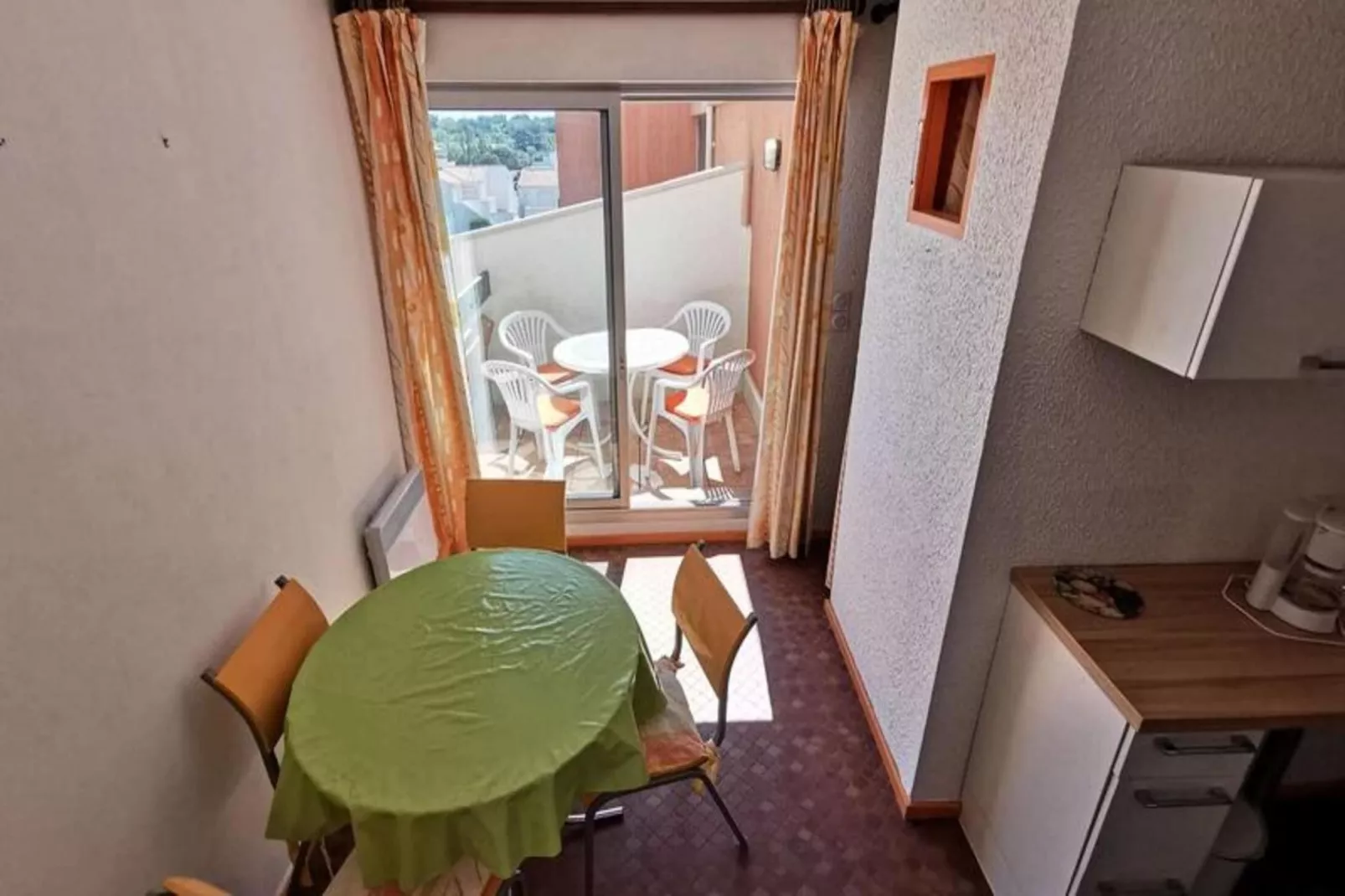 Residence De La Plage-Eetkamer